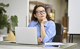 Abrir um negócio físico ou online